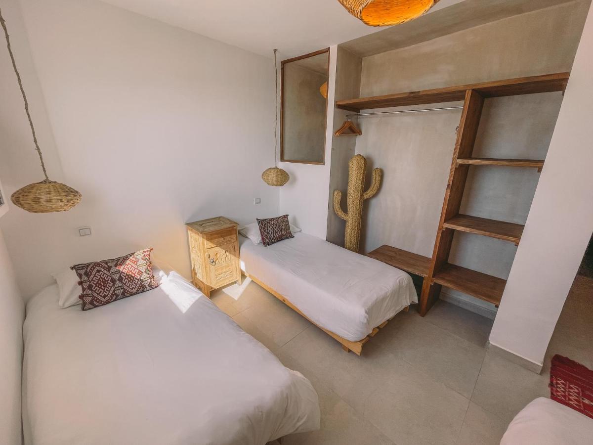 Hotel Blue Waves Surf House Agadir Exterior foto