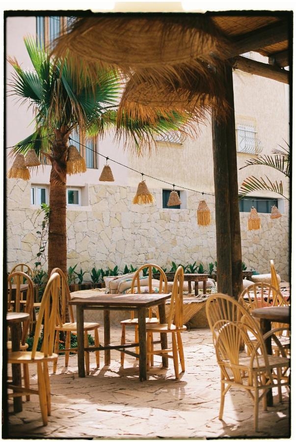 Hotel Blue Waves Surf House Agadir Exterior foto